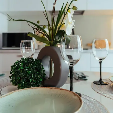 아파트 Cozy Special Pallady With Garden & Courtyard 부쿠레슈티