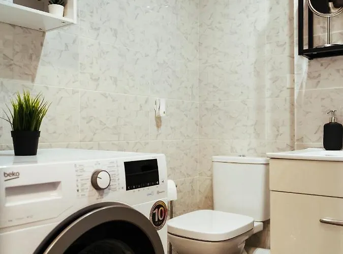 Cozy Special Pallady With Garden & Courtyard Daire Bükreş