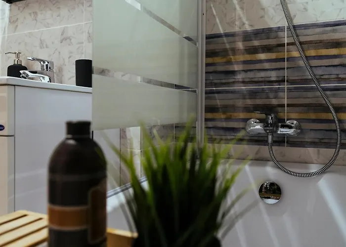 Cozy Special Pallady With Garden & Courtyard *