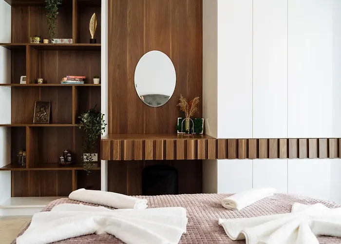Cozy Special Pallady With Garden & Courtyard Daire