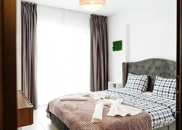 Cozy Special Pallady With Garden & Courtyard * Bükreş