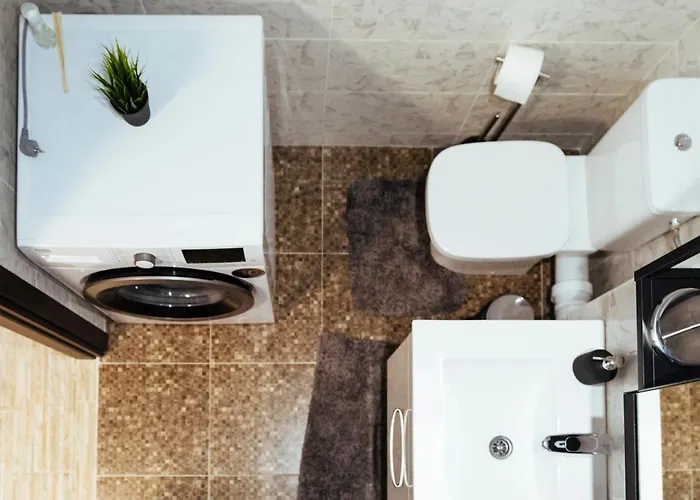 Cozy Special Pallady With Garden & Courtyard