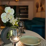 Cozy Special Pallady With Garden & Courtyard Apartment