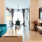 Cozy Special Pallady With Garden & Courtyard Apartment