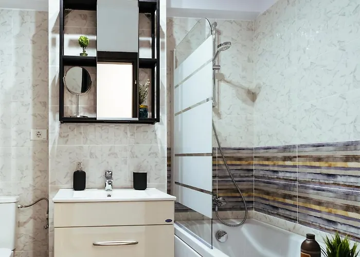 Cozy Special Pallady With Garden & Courtyard *