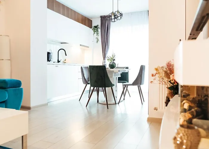 Apartamento Cozy Special Pallady With Garden & Courtyard *